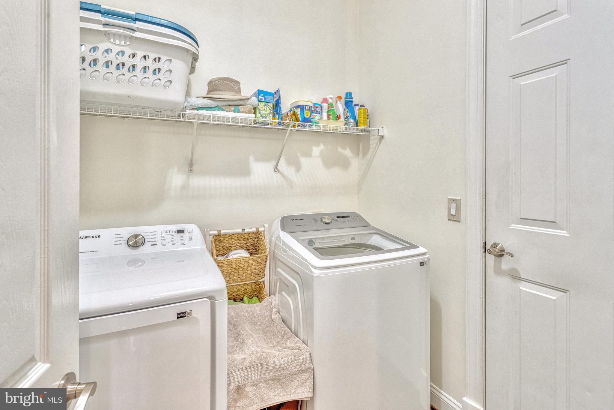 PORT POTOMAC - Residential