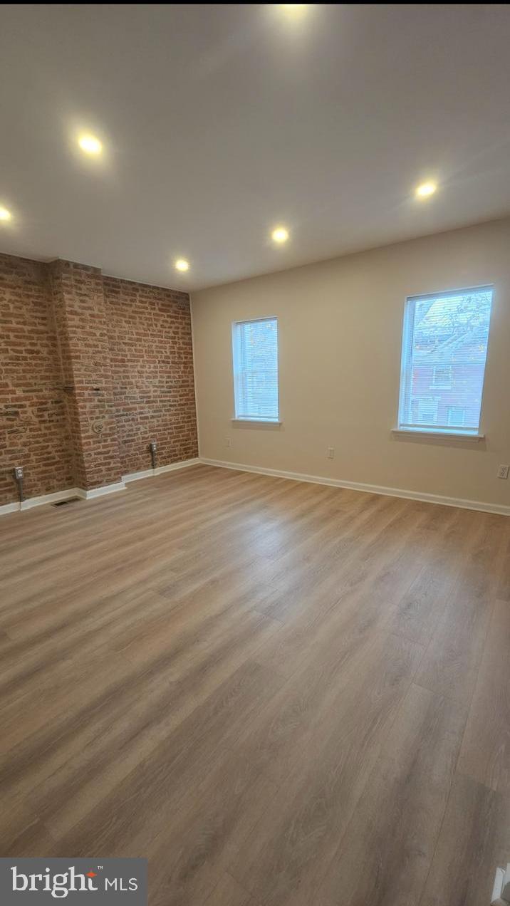 OLDE KENSINGTON - Residential