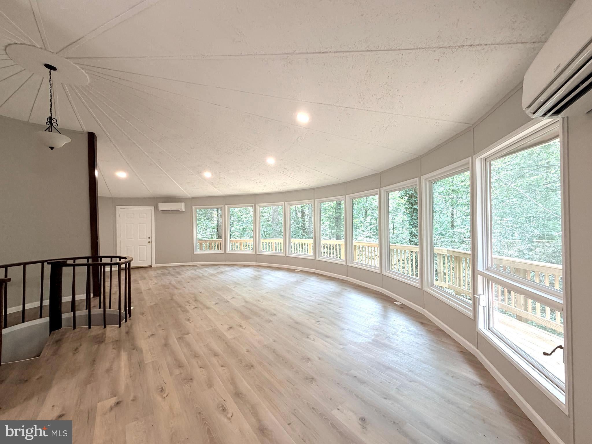 8133 COUNSELOR ROAD