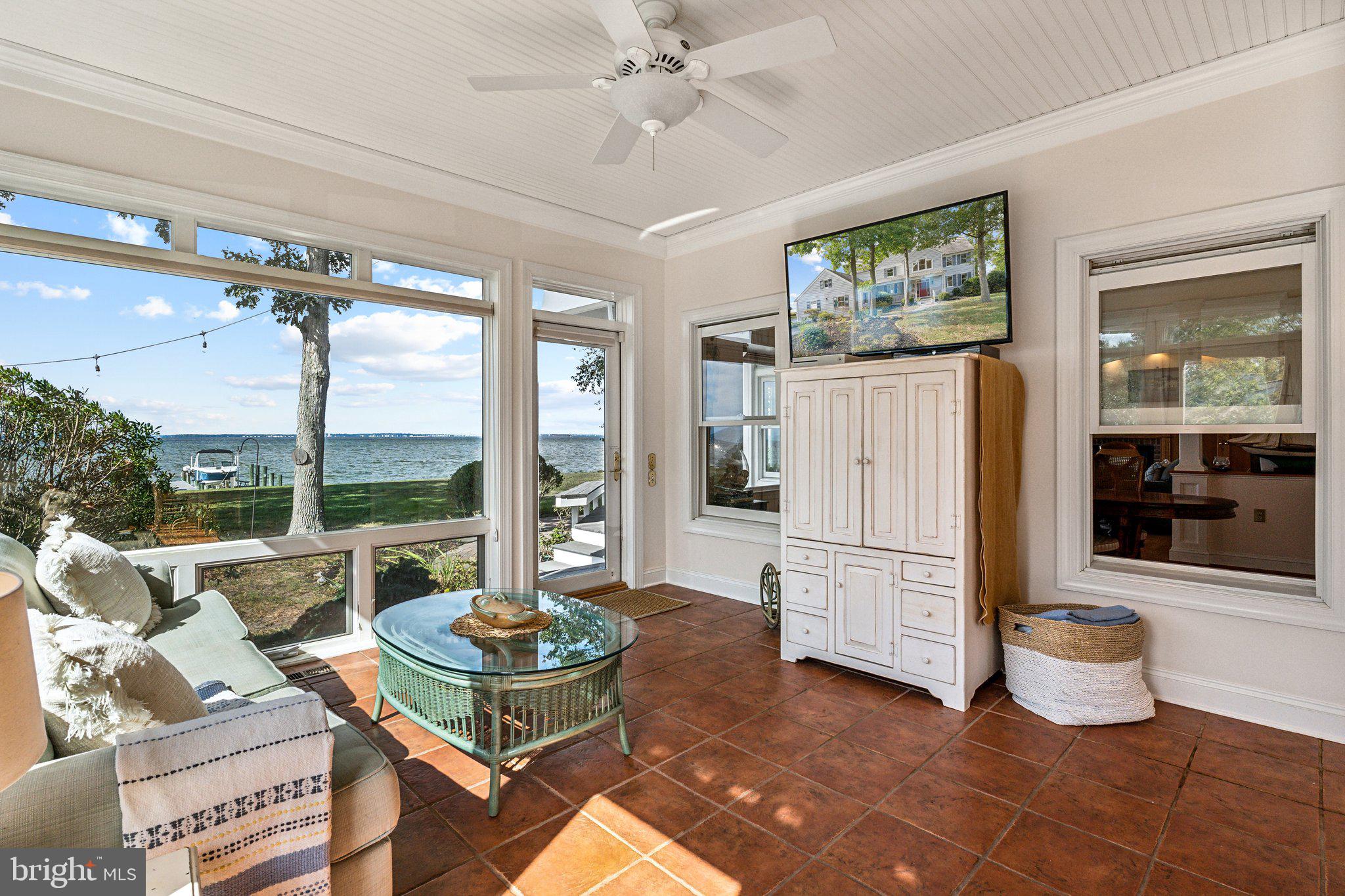 BLOODY POINT FARM - Residential