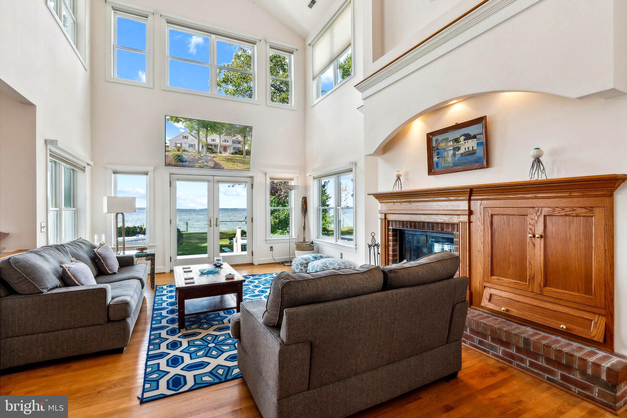 BLOODY POINT FARM - Residential