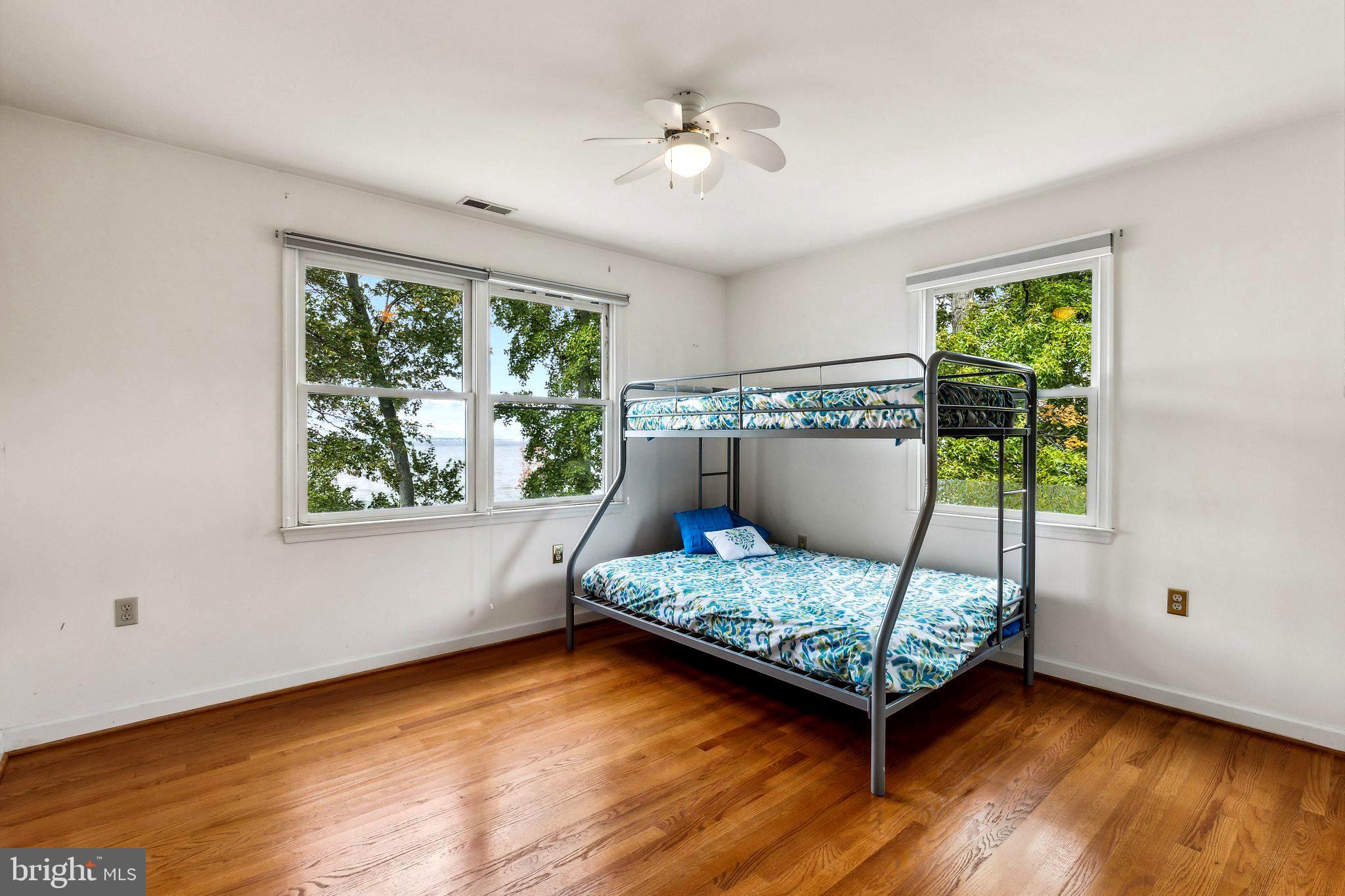 BLOODY POINT FARM - Residential