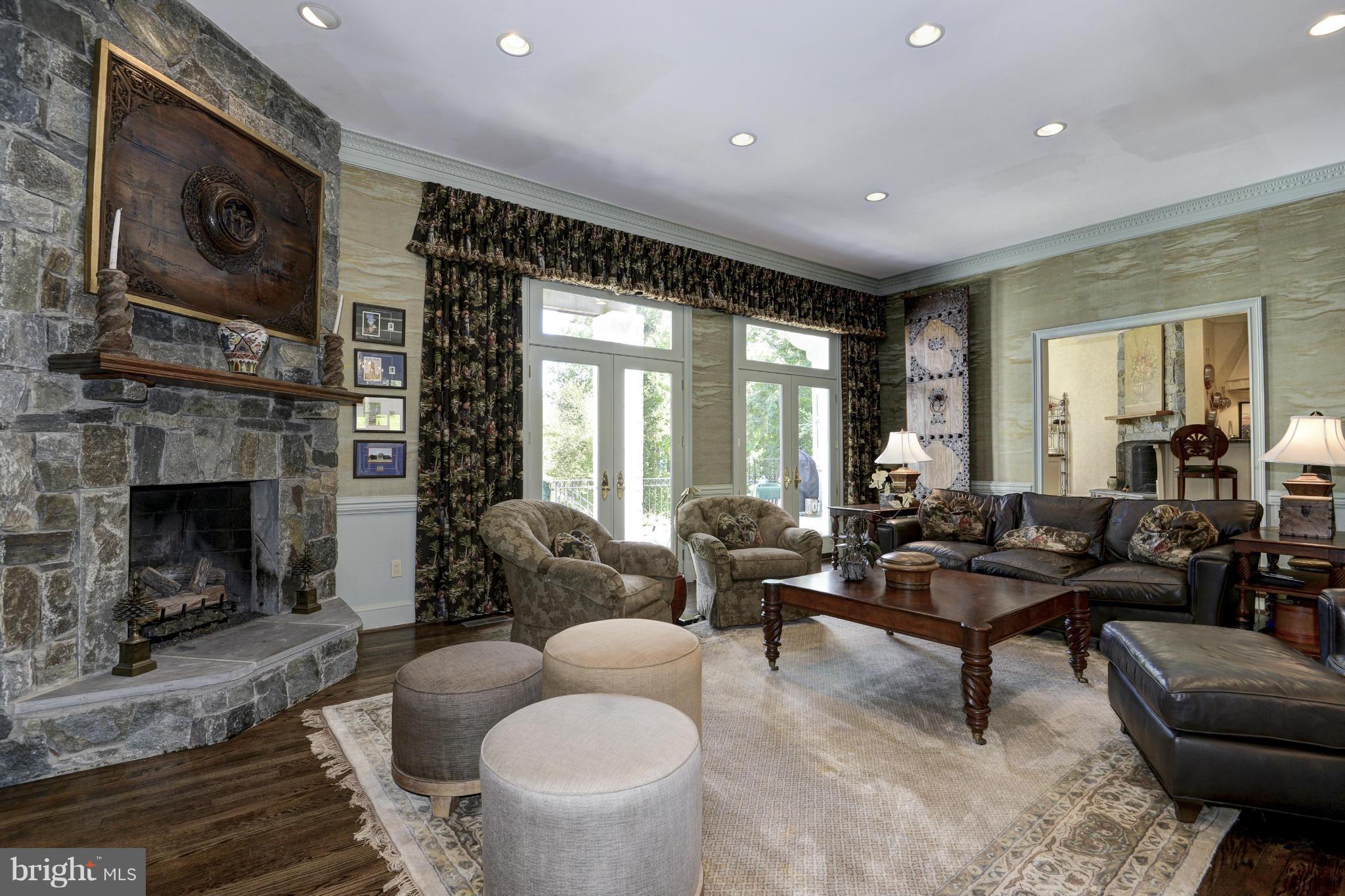 AVENEL - Residential