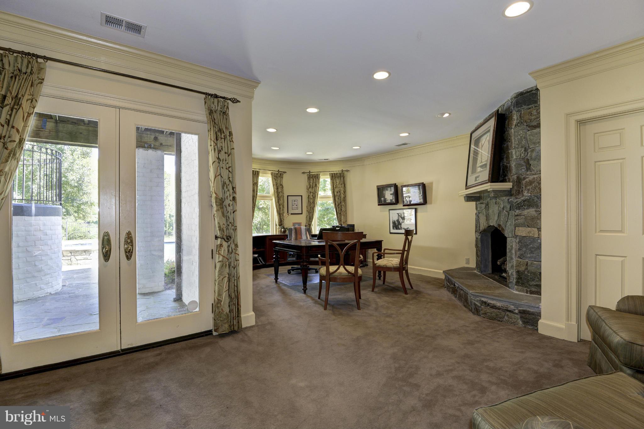 AVENEL - Residential