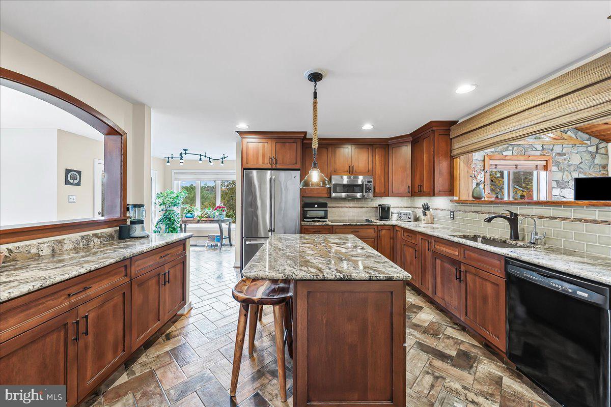 BROAD RUN - Residential