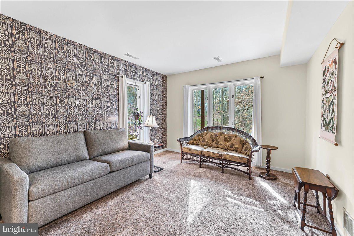 BROAD RUN - Residential