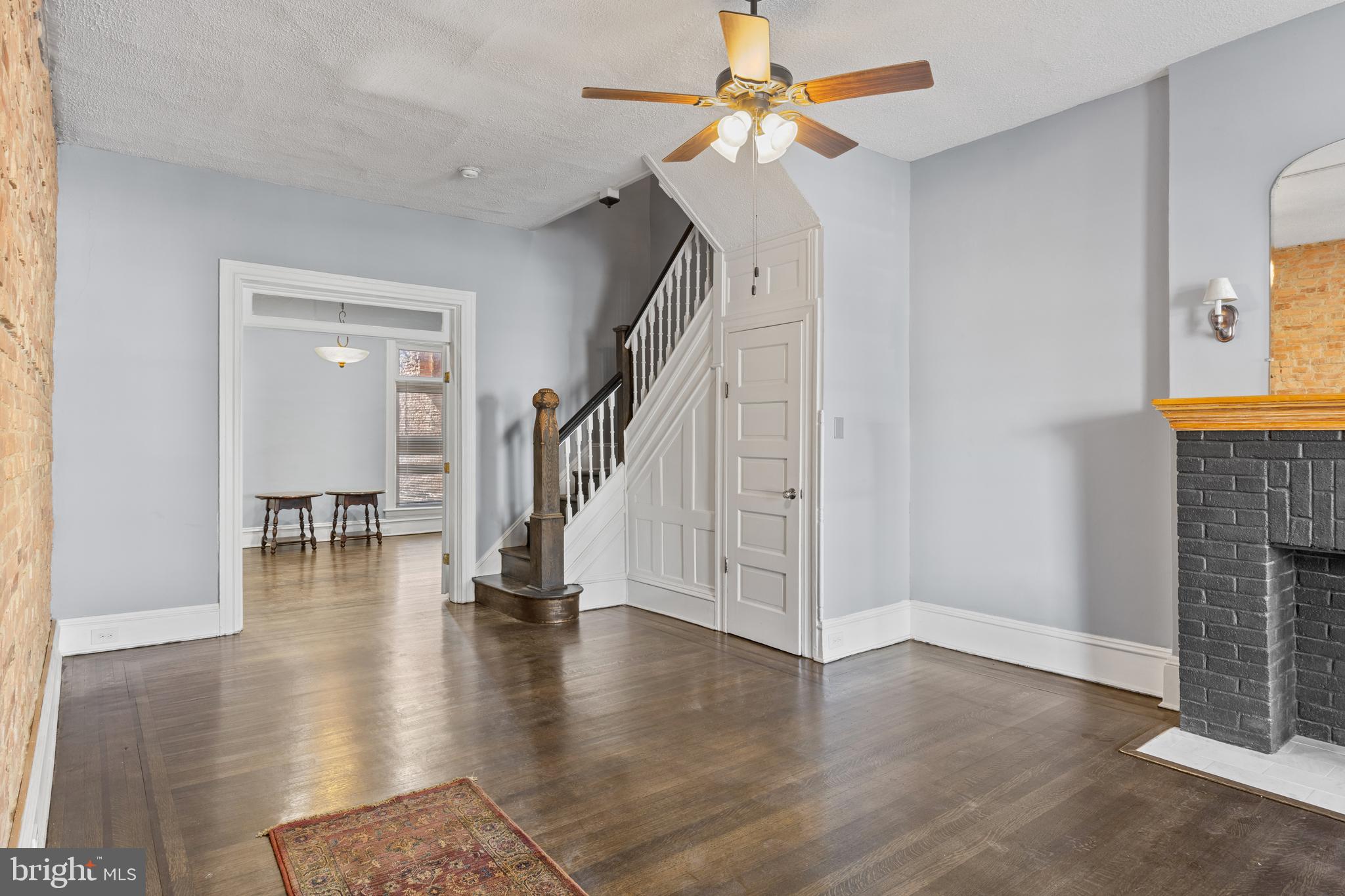BARCLAY - Residential Lease