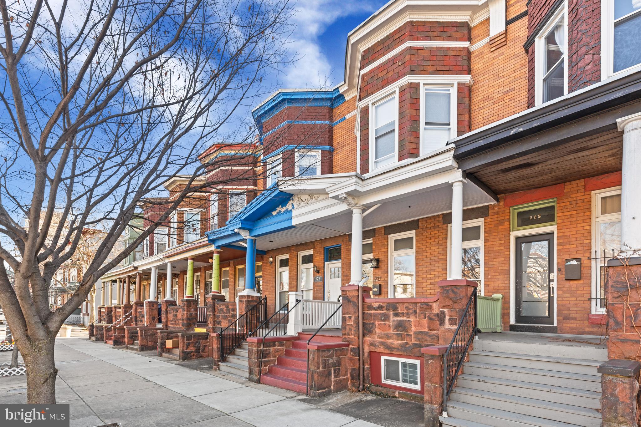 BARCLAY - Residential Lease