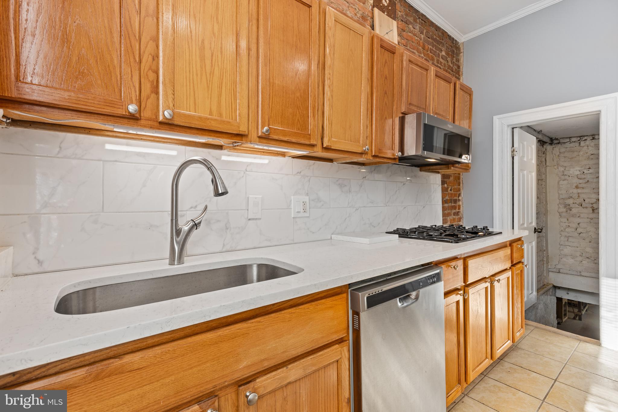 BARCLAY - Residential Lease