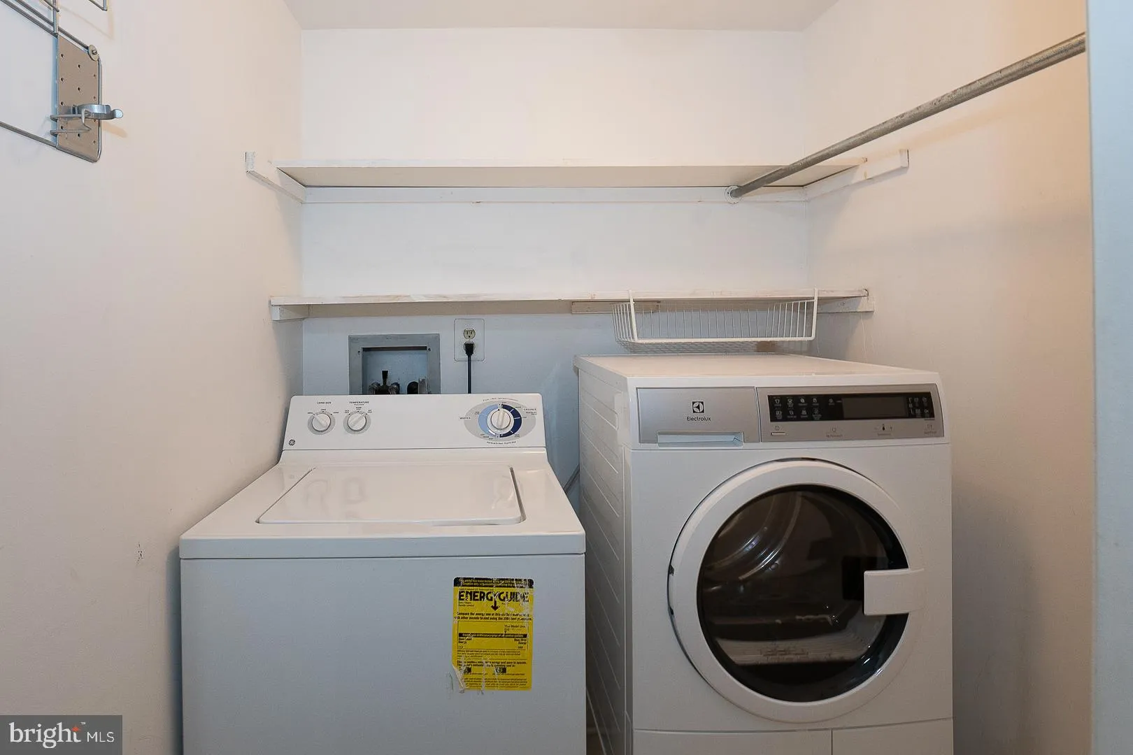 Bryn Mawr, Pennsylvania 19010, United States, 2 Bedrooms Bedrooms, ,2 BathroomsBathrooms,Residential,Active,181611