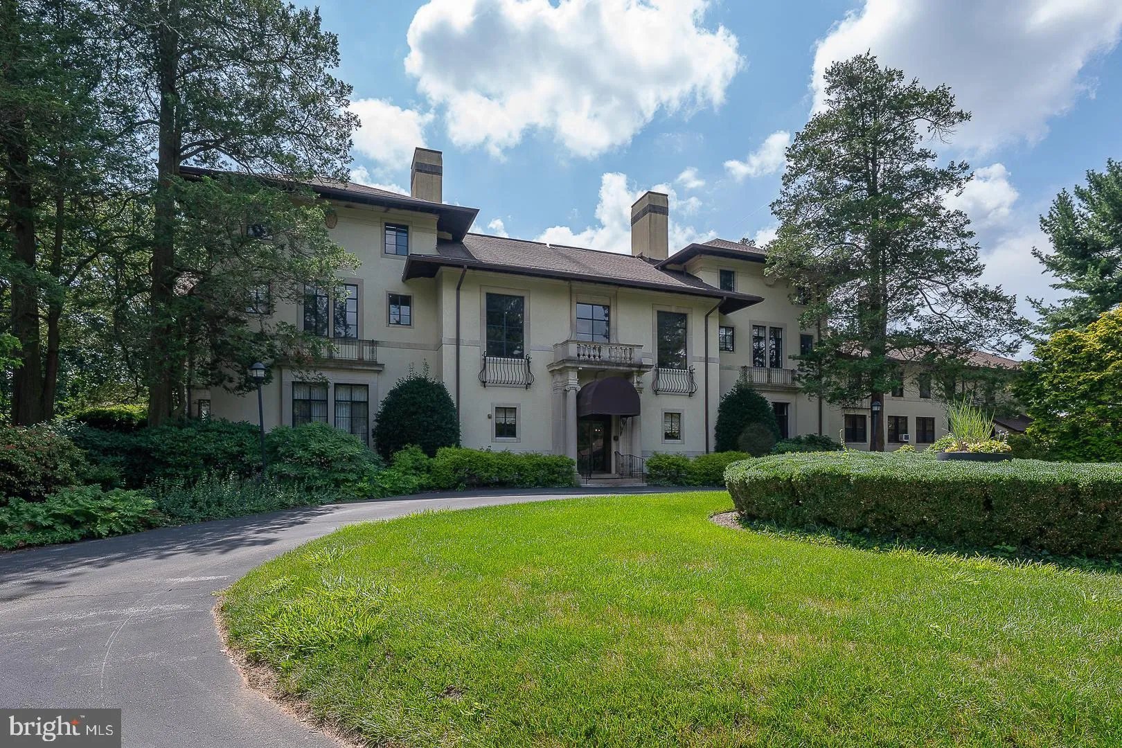 Bryn Mawr, Pennsylvania 19010, United States, 2 Bedrooms Bedrooms, ,2 BathroomsBathrooms,Residential,Active,181611