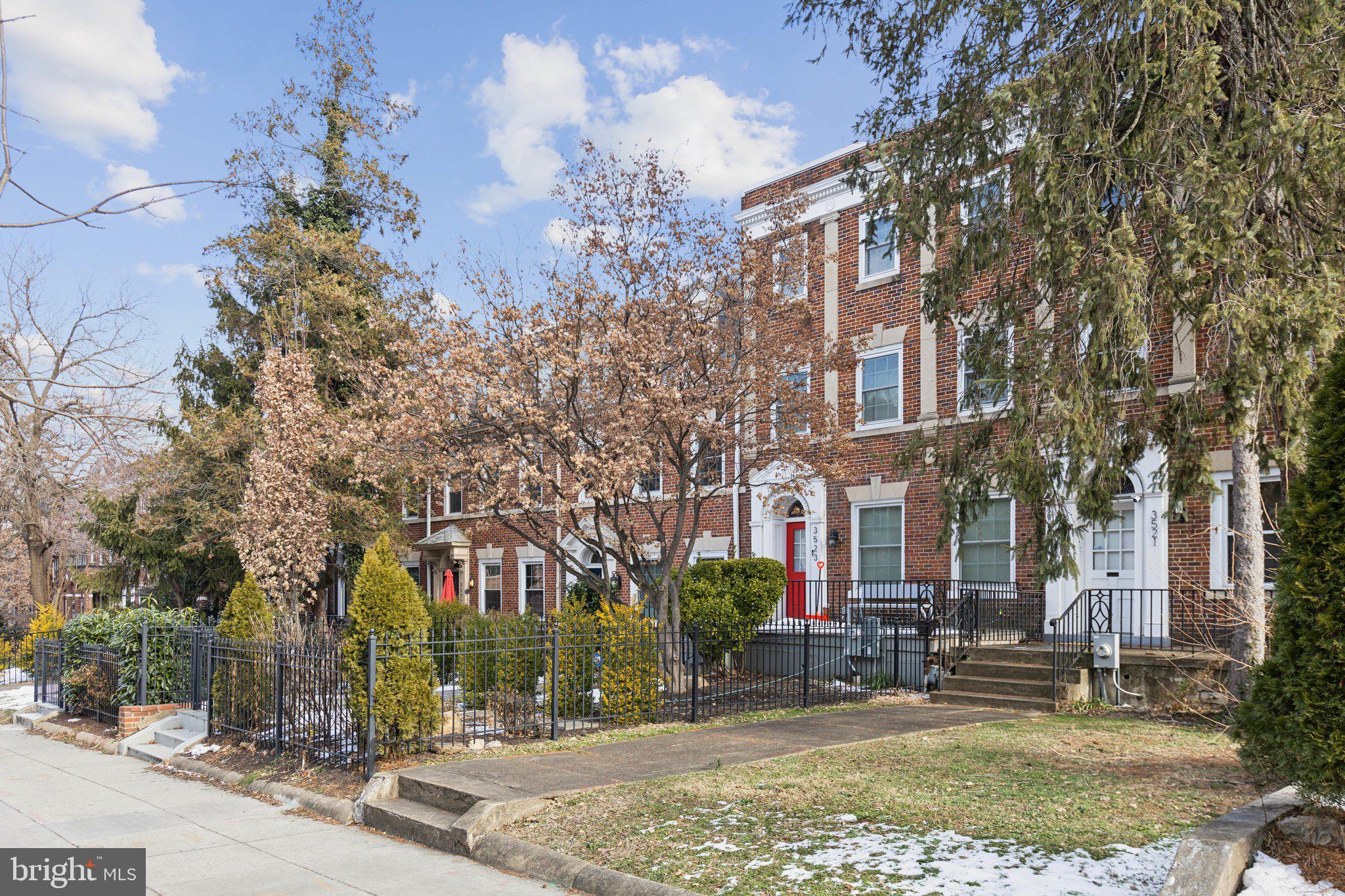 3521 16TH STREET NW
