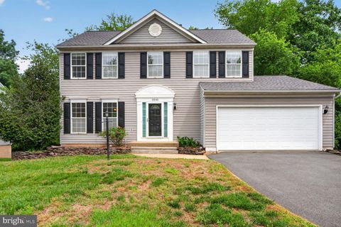 Homes For Rent - 10545 Winged Elm Circle<br/> MANASSAS, VA 20110