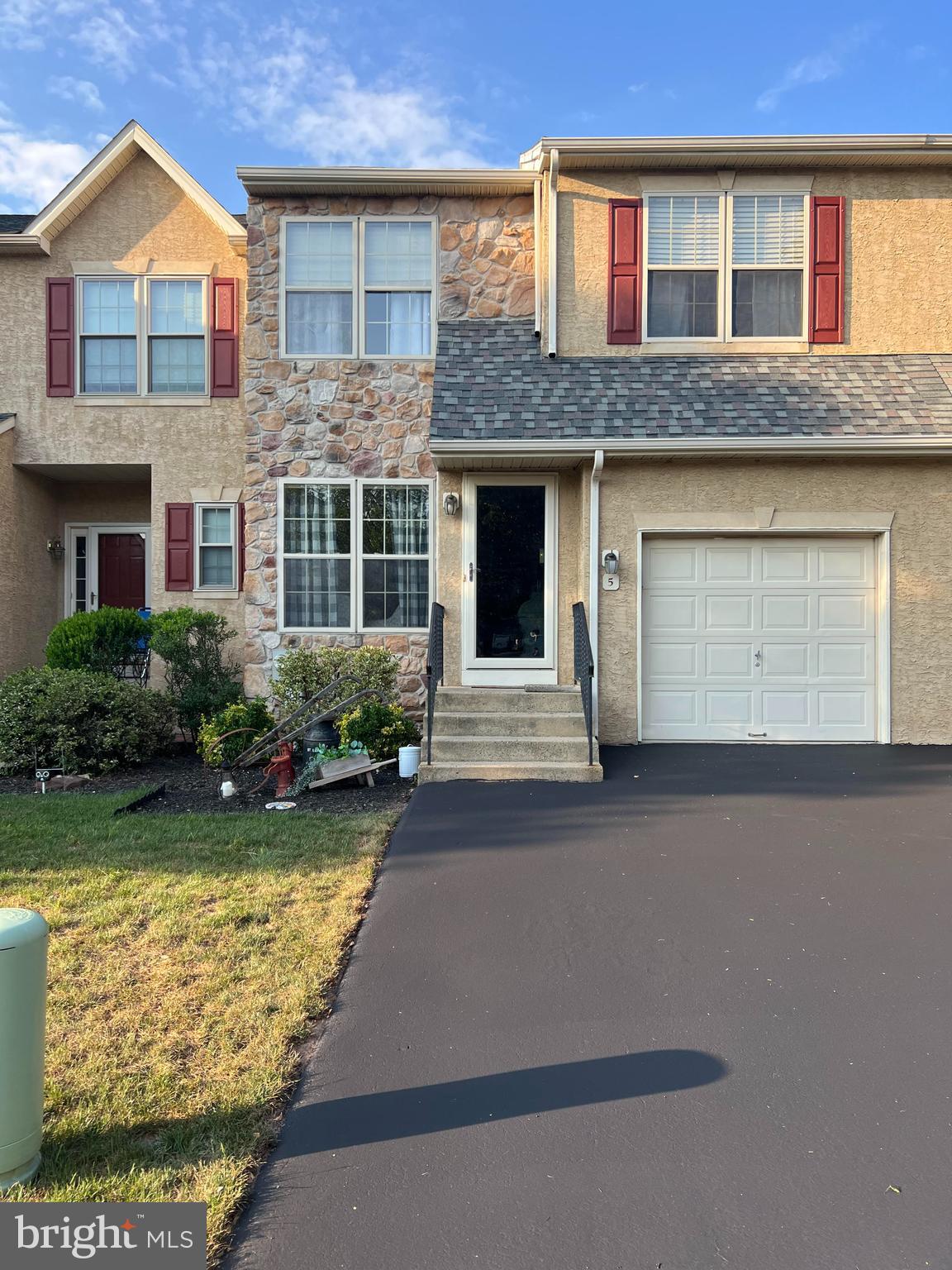 HURRY, FOR IT WILL NOT LAST!
Charming Townhome located in Worcester Twp- Eagleville, PA just minutes to Evansburg State Park
Welcome to 5 Chadwick Pl, a stunning interior row/townhouse nestled in the desirable Chadwick Place community in Eagleville, PA. This meticulously maintained home, built in 2000, offers a perfect blend of comfort, style, and convenience. With 3 bedrooms, 2.5 baths, and 2,140 sq. ft. of living space, this property is ideal for families or anyone seeking a spacious and modern home.
Key Features:
Open Floor Plan: Enjoy a bright and airy layout with 9+ ft ceilings, cathedral ceilings, and skylights that create a welcoming atmosphere.
Open Air Loft is perfect for relaxing or an office while enjoying the rear scenic view.
Gourmet Kitchen: The kitchen features electric cooking, a pantry, and an island, perfect for preparing meals and entertaining guests.
Primary Suite: The spacious primary bedroom includes a ceiling fan, walk-in closet, and a luxurious en-suite bath.
Finished Basement: A partially finished basement provides additional space for recreation and plenty of storage.
Attached Garage & Driveway: Parking is a breeze with a 1-car attached garage and space for 2 additional vehicles in the driveway.
Outdoor Living: Relax on the large deck and enjoy the peaceful surroundings.
Community Perks:
HOA Amenities: Lawn maintenance, snow removal, trash service, and common area upkeep are included in the $HOA fee.
Convenient Location: Located in the Methacton School District, with a bus stop less than 1 mile away, and easy access to major roads and local attractions.
Additional Highlights:
Central air conditioning and energy-efficient windows ensure year-round comfort.
Stylish finishes include wood floors, a gas fireplace, and modern appliances.
Inclusions: Washer, dryer, refrigerator, and freezer in the garage.
Don’t miss this opportunity to own a move-in-ready home in a prime location close to Collegeville Bakery with great food(best cheesesteak in the area, my family's opinion) , Town Center with many restaurants a, retail and the Movie Tavern for a movie, cocktail and food!
Join us for an in-person open house on Sunday, August 3rd, from 1:00 PM to 3:00 PM to experience this beautiful home firsthand.
Your dream home awaits at 5 Chadwick Pl – make it yours today! 
