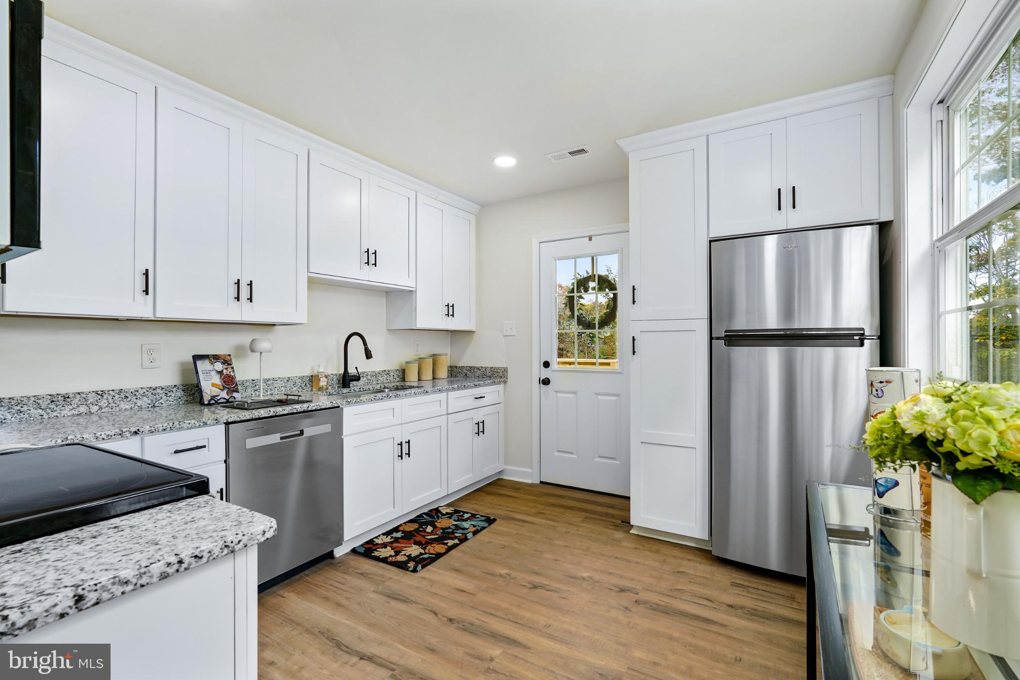 WEST NOTTINGHAM TW - Residential