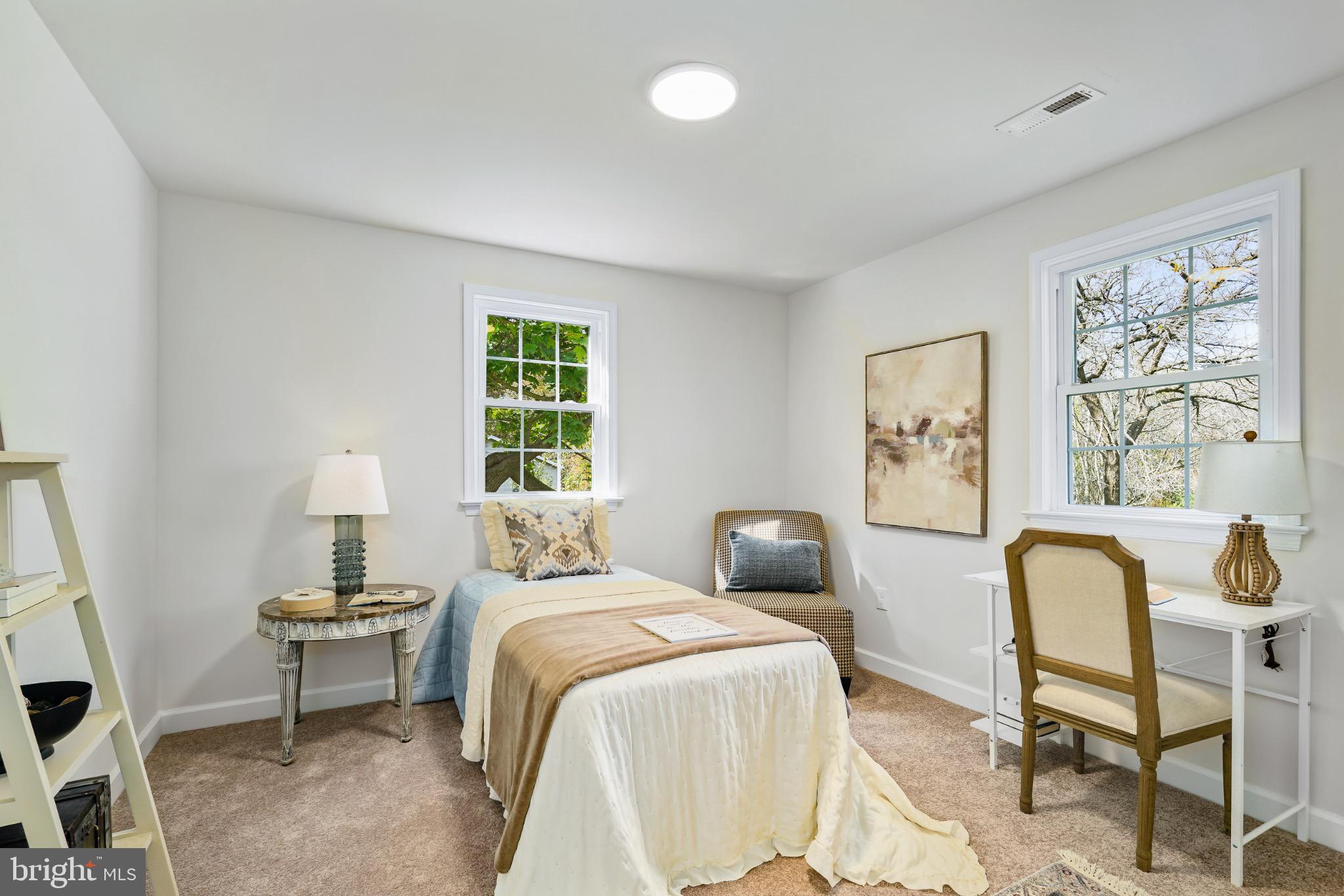 WEST NOTTINGHAM TW - Residential