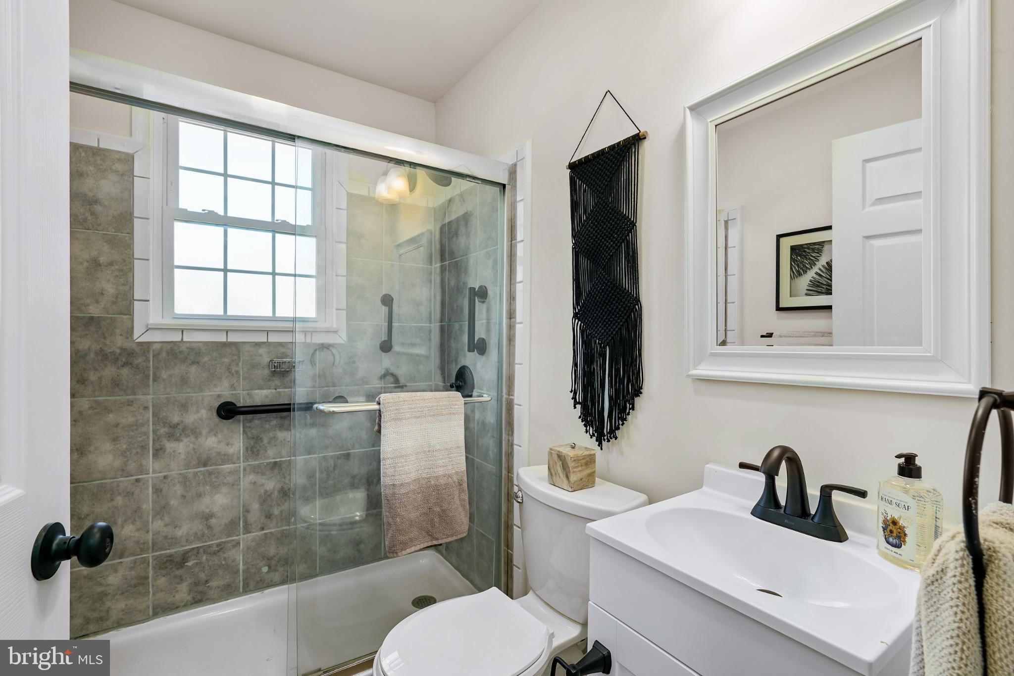 WEST NOTTINGHAM TW - Residential