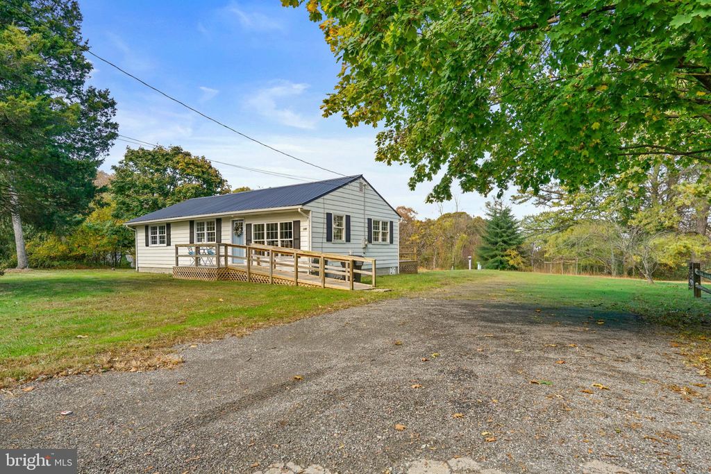 Photo of 190 W Ridge Road, NOTTINGHAM, PA 19362 (MLS # PACT2112402)