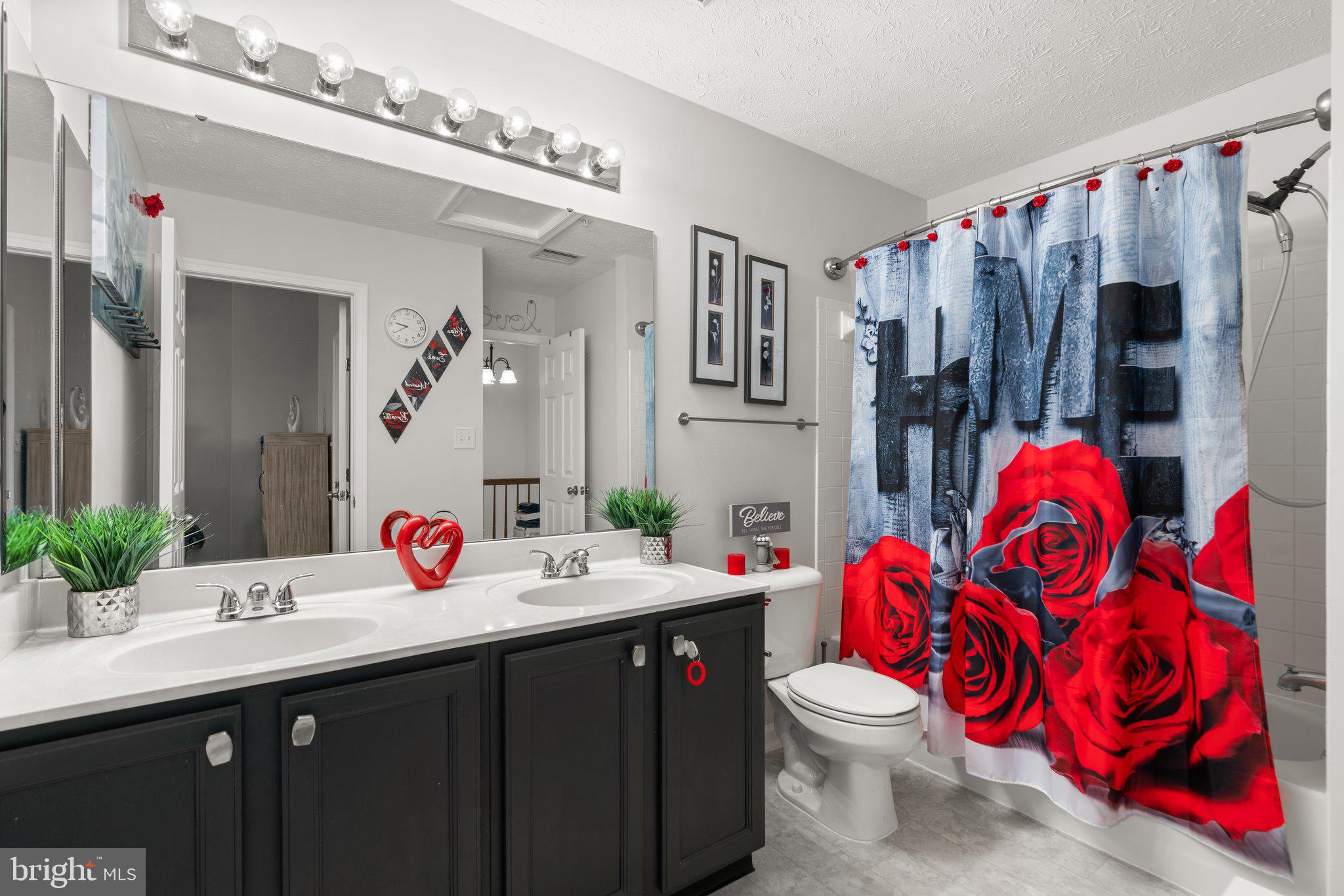 PINEY ORCHARD - Residential