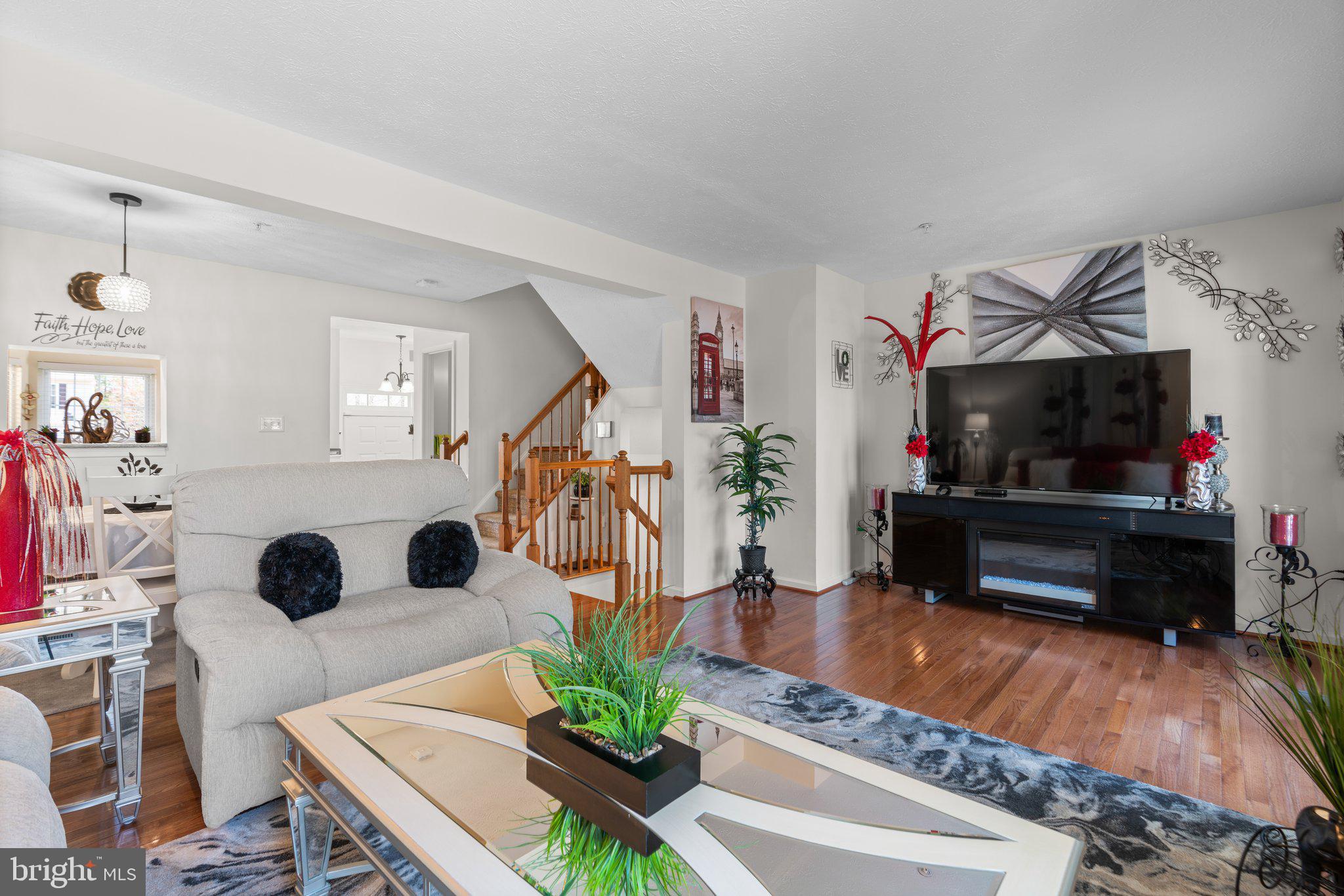 PINEY ORCHARD - Residential