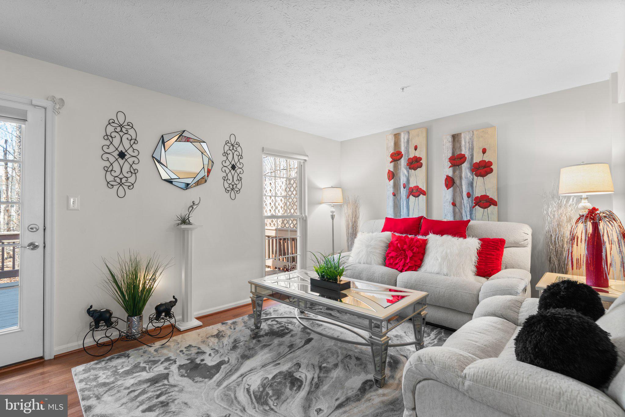 PINEY ORCHARD - Residential