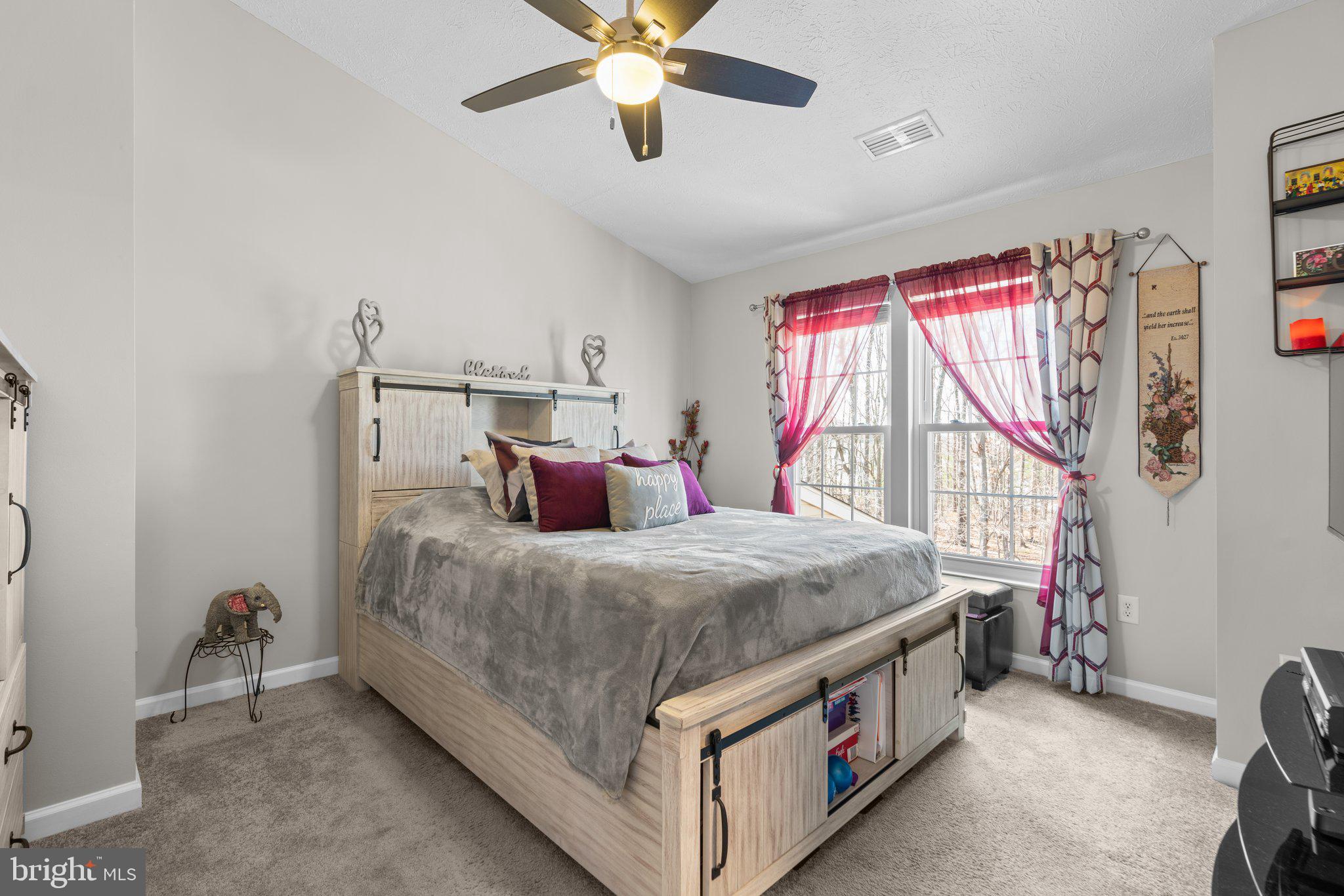 PINEY ORCHARD - Residential