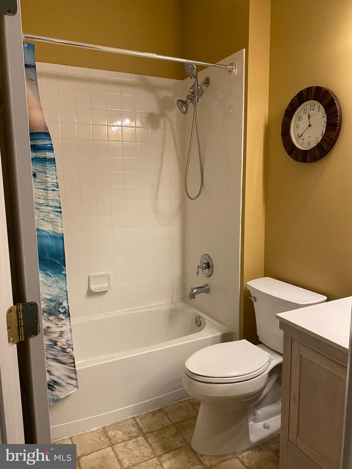 4632 DIAMOND RIDGE LANE