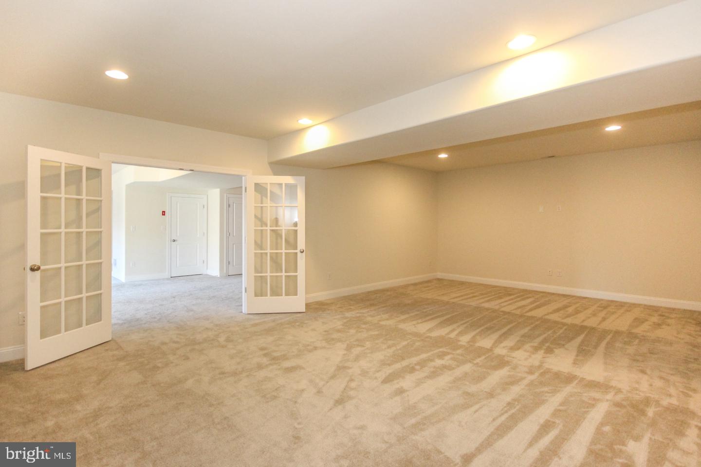 DARLINGTON POINTE - Residential