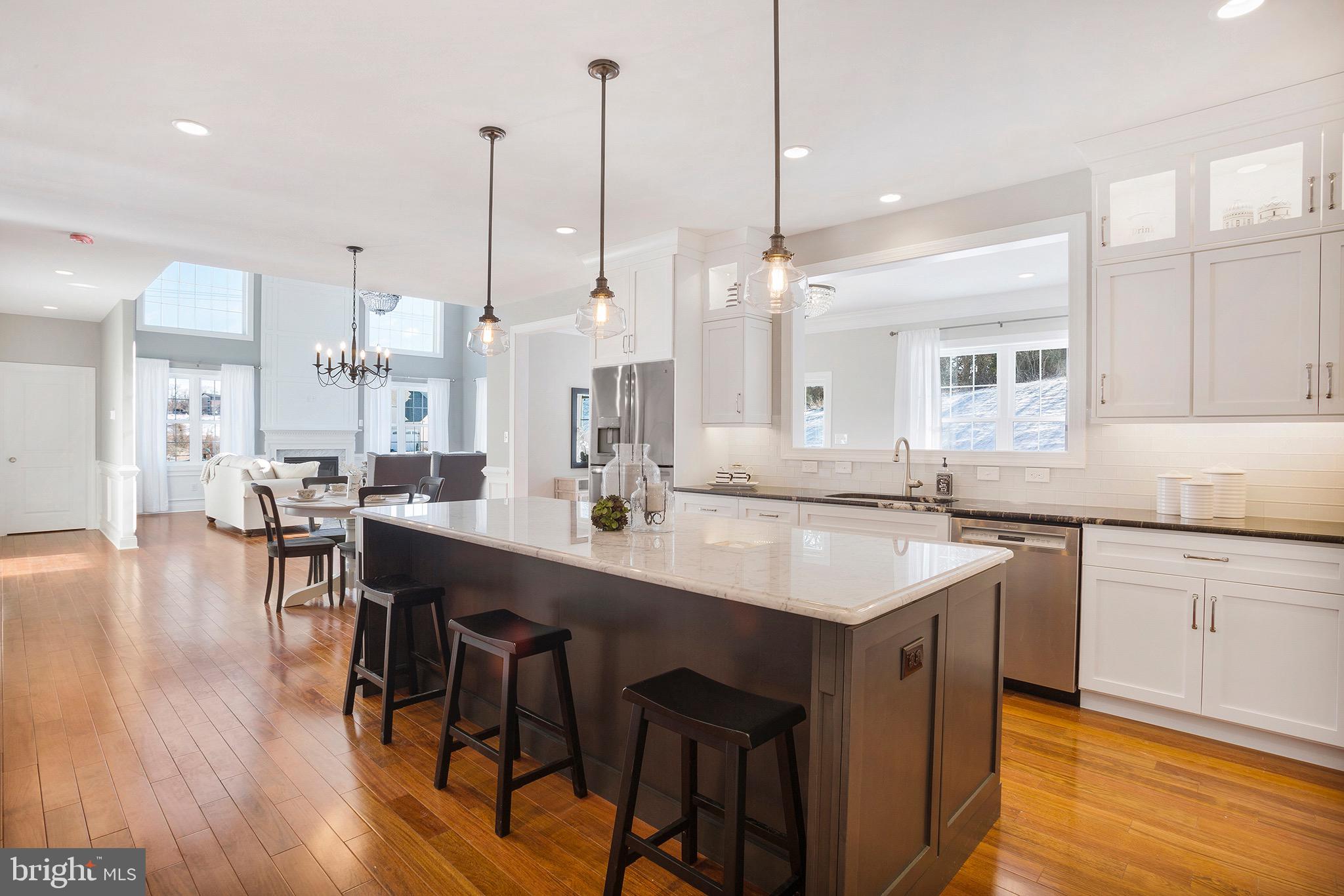 DARLINGTON POINTE - Residential