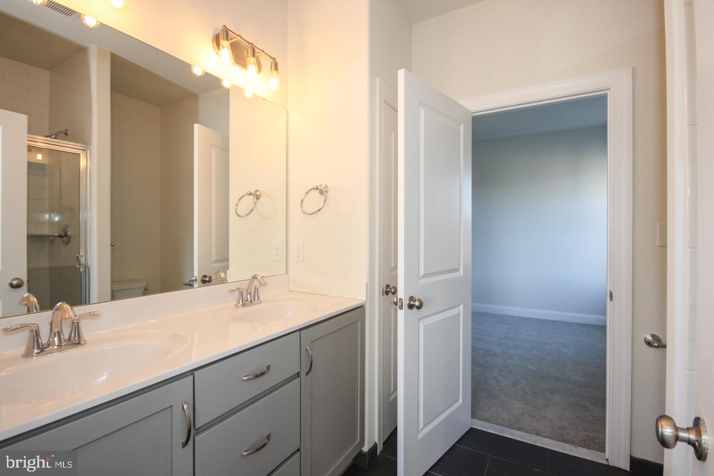 DARLINGTON POINTE - Residential