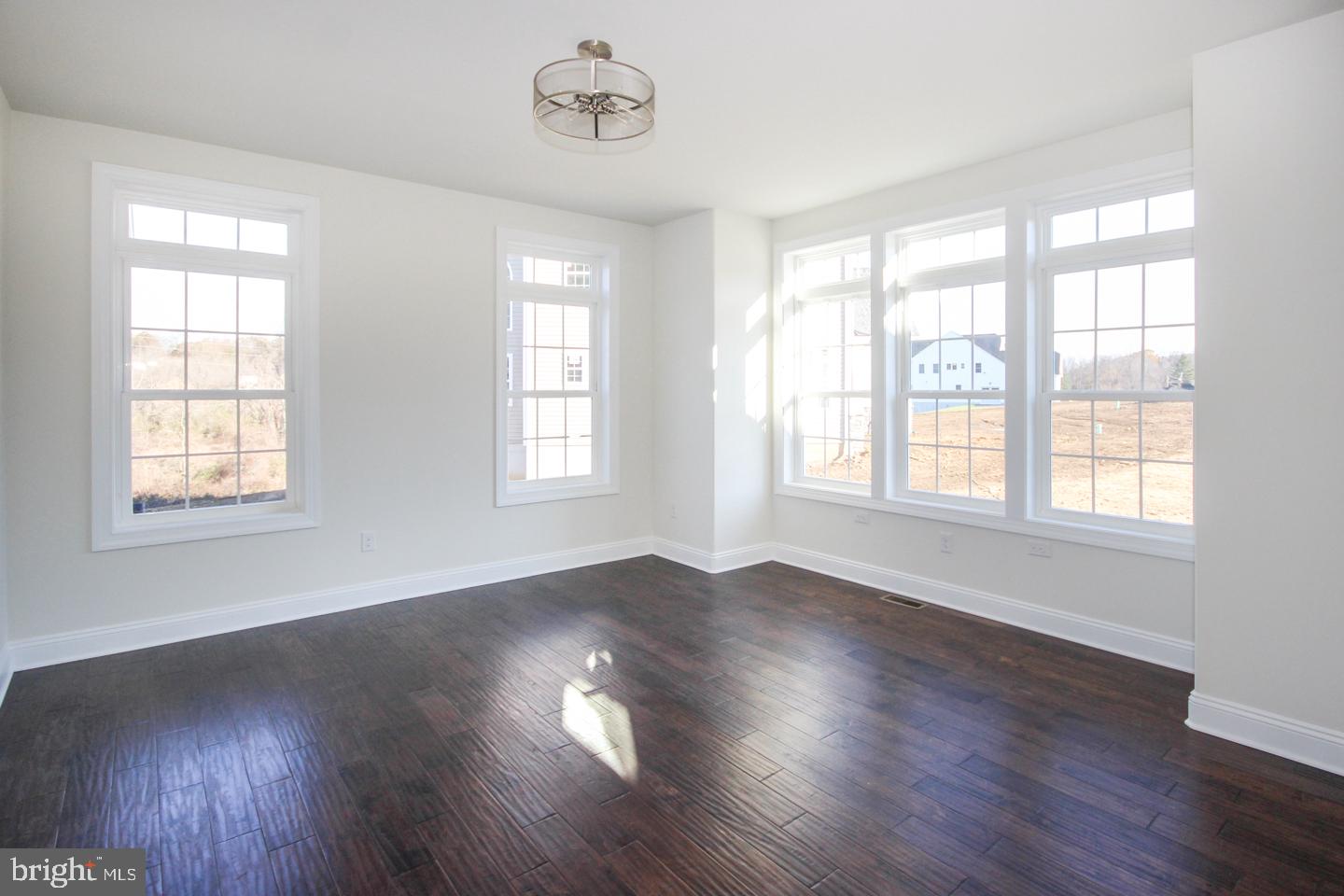 DARLINGTON POINTE - Residential