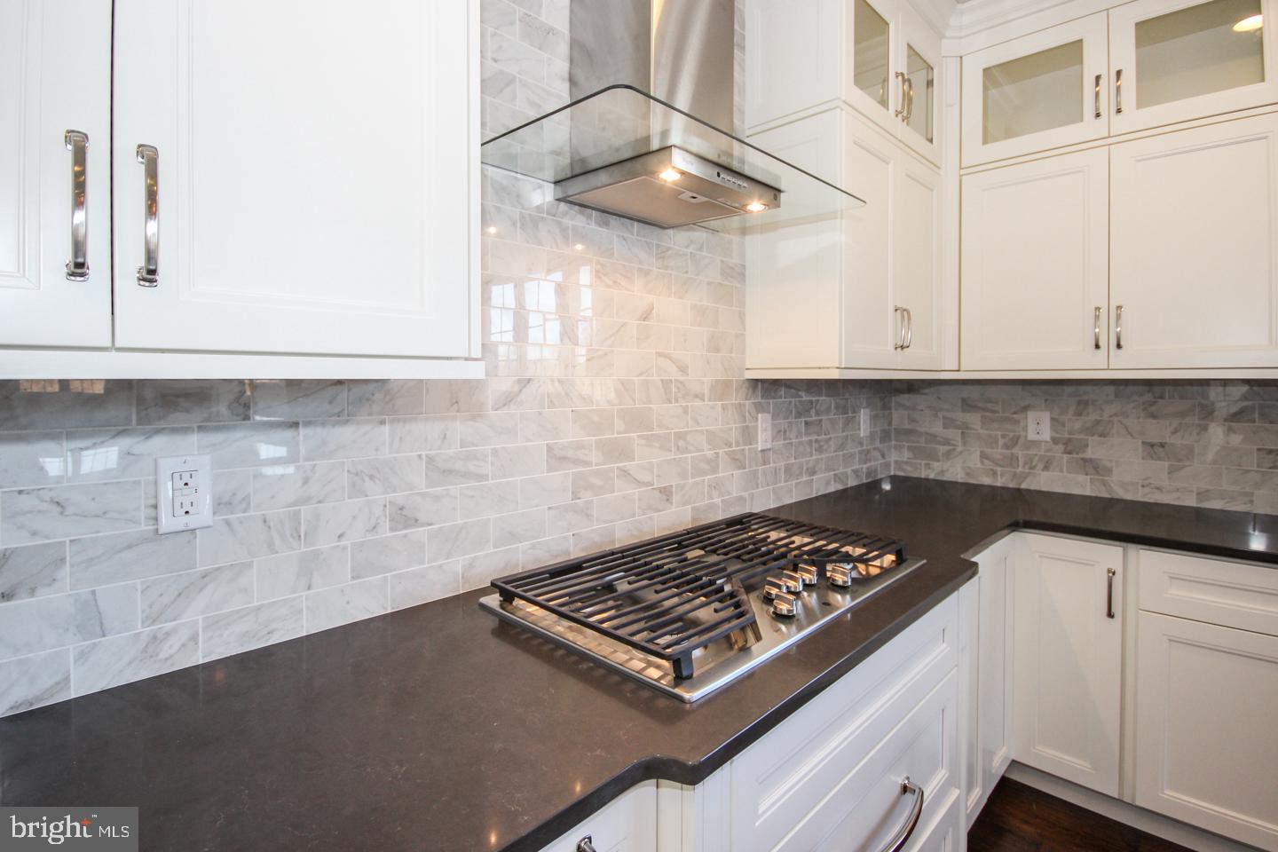 DARLINGTON POINTE - Residential