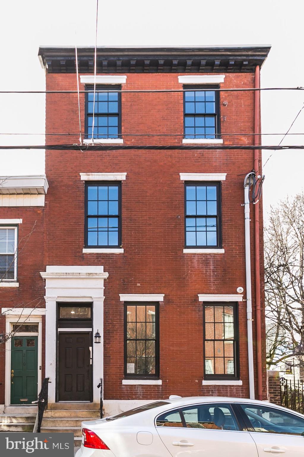 212 CATHARINE STREET