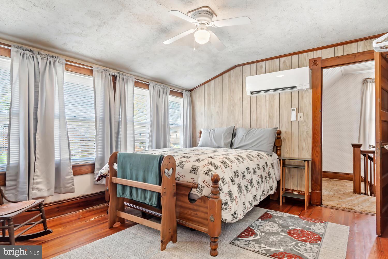 CAMBRIDGE - Residential