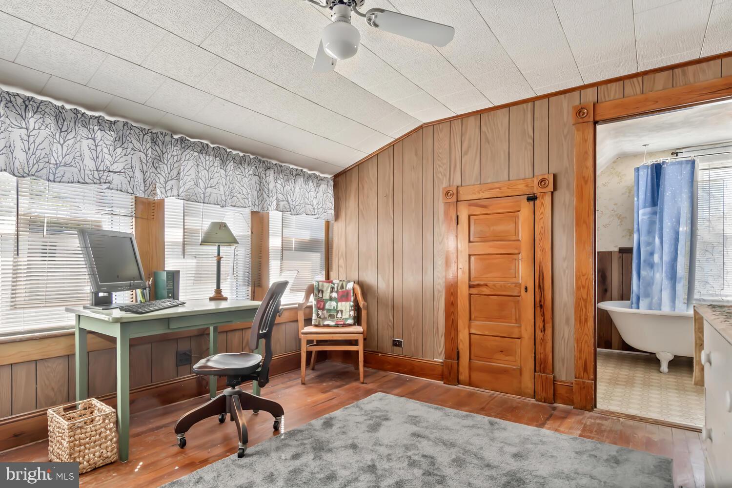 CAMBRIDGE - Residential