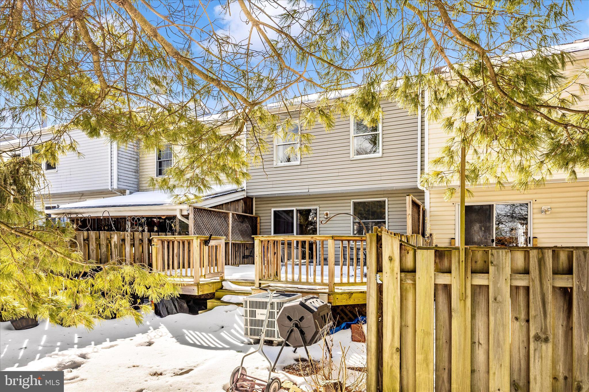 SUMMERFIELD - Residential