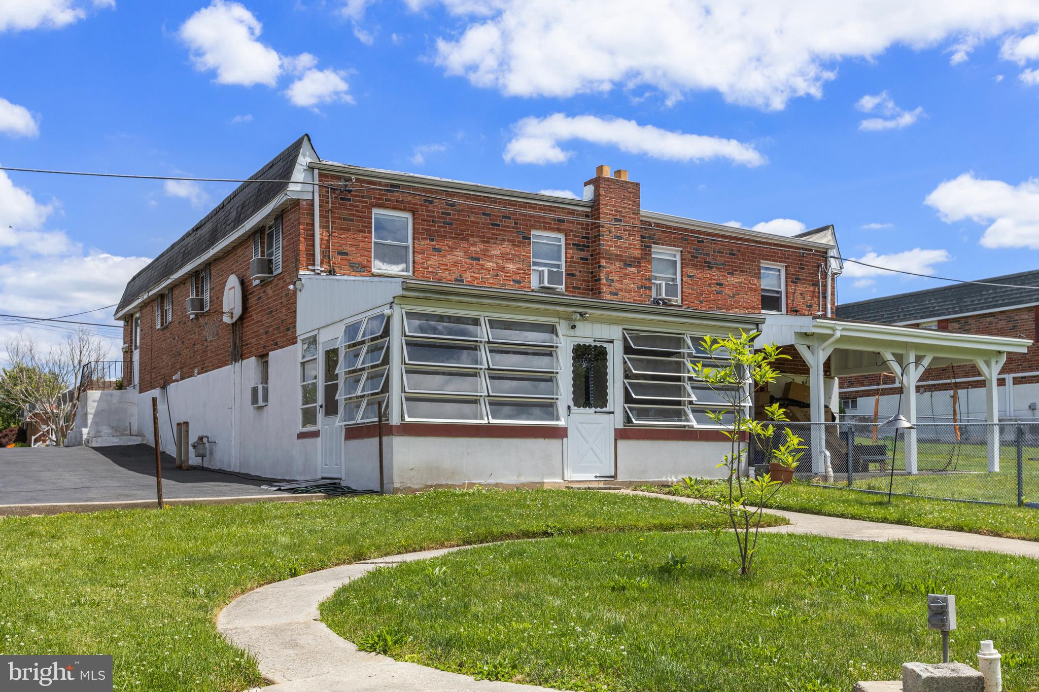 629 CLAY DRIVE