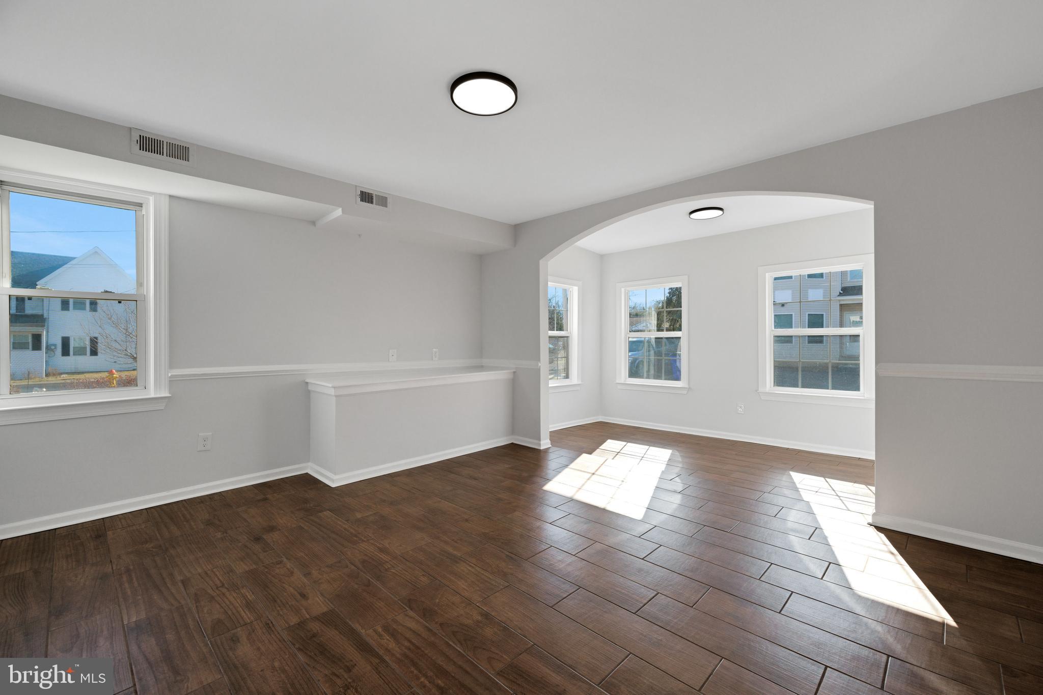 633 SOUTH STREET