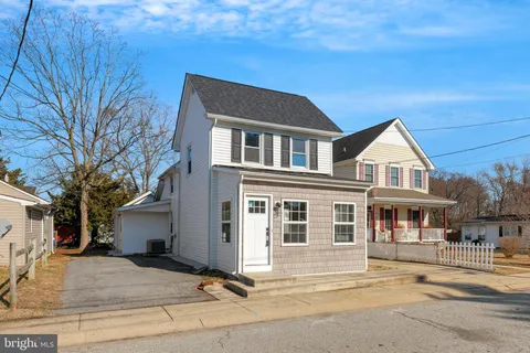 633 South Street, Townsend, DE MLS: DENC2076750