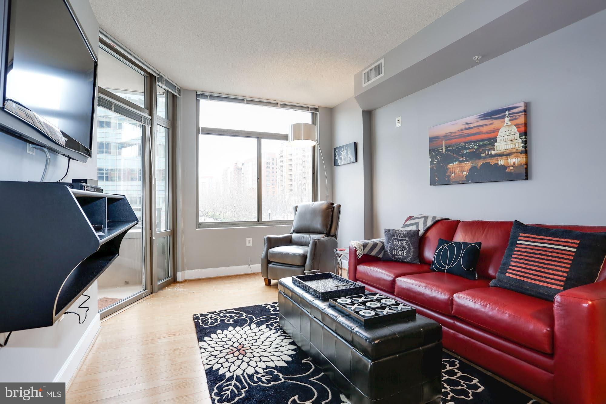 3600 S GLEBE ROAD 215W