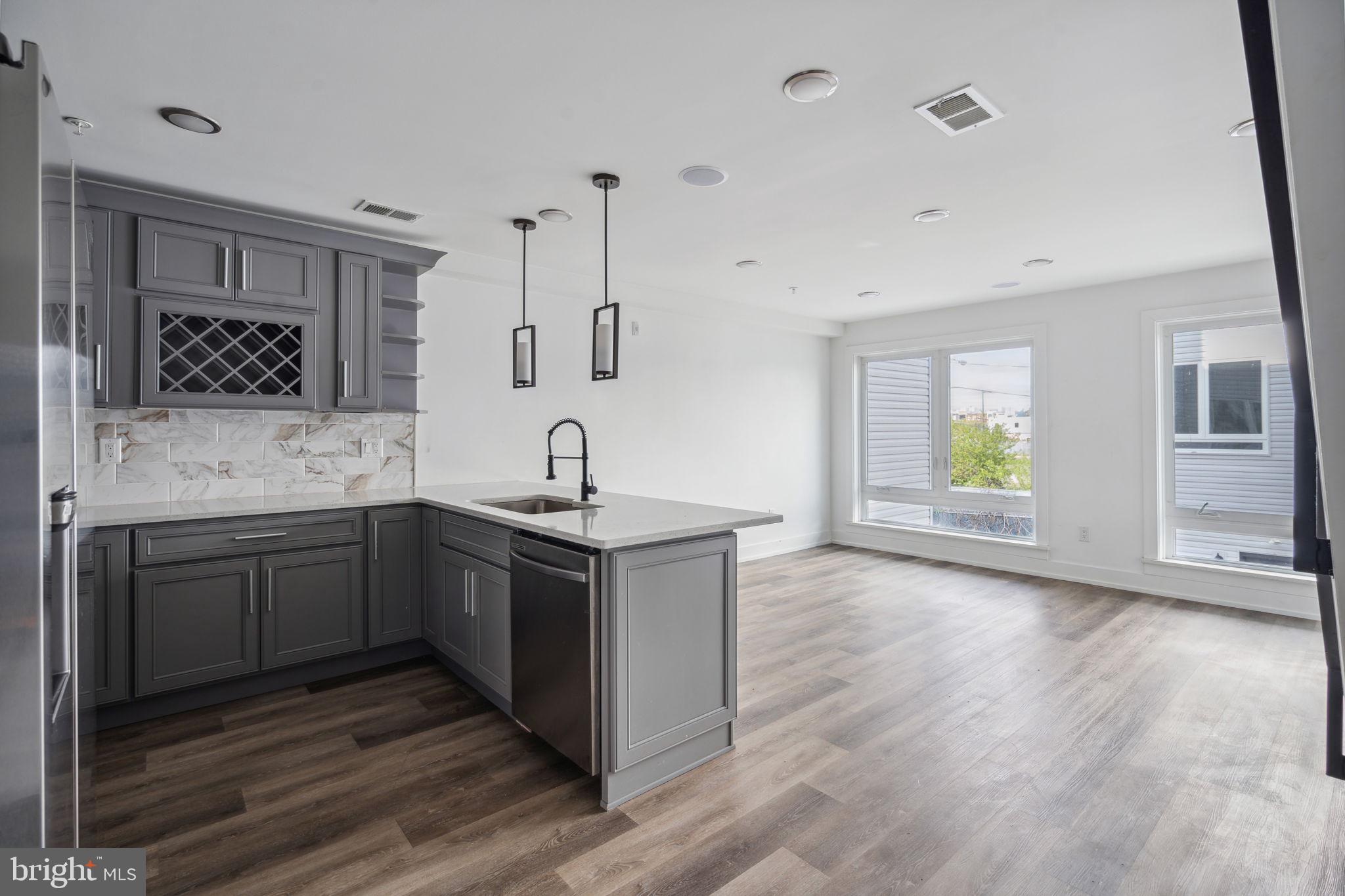 FISHTOWN - Residential Lease