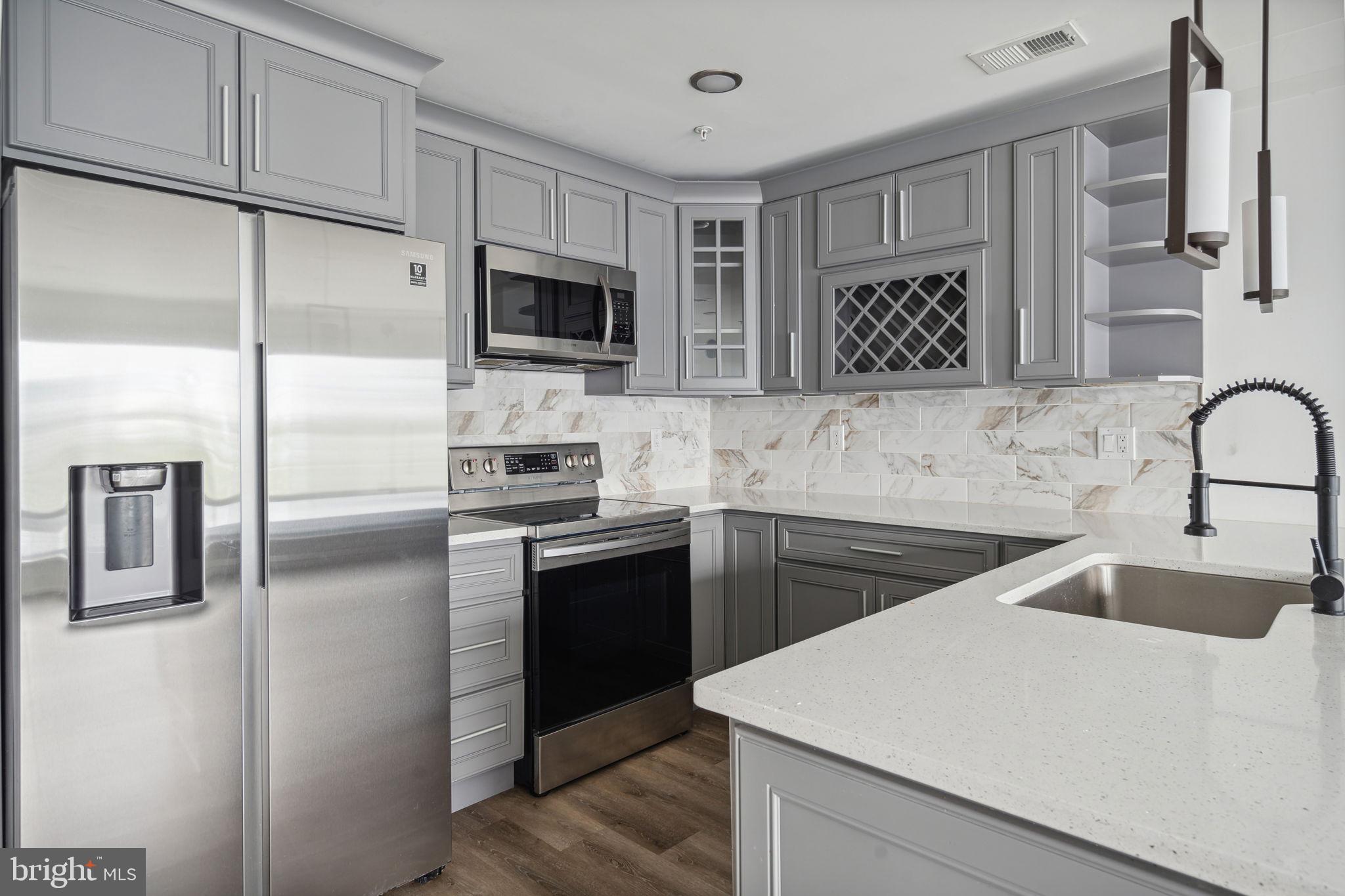 FISHTOWN - Residential Lease