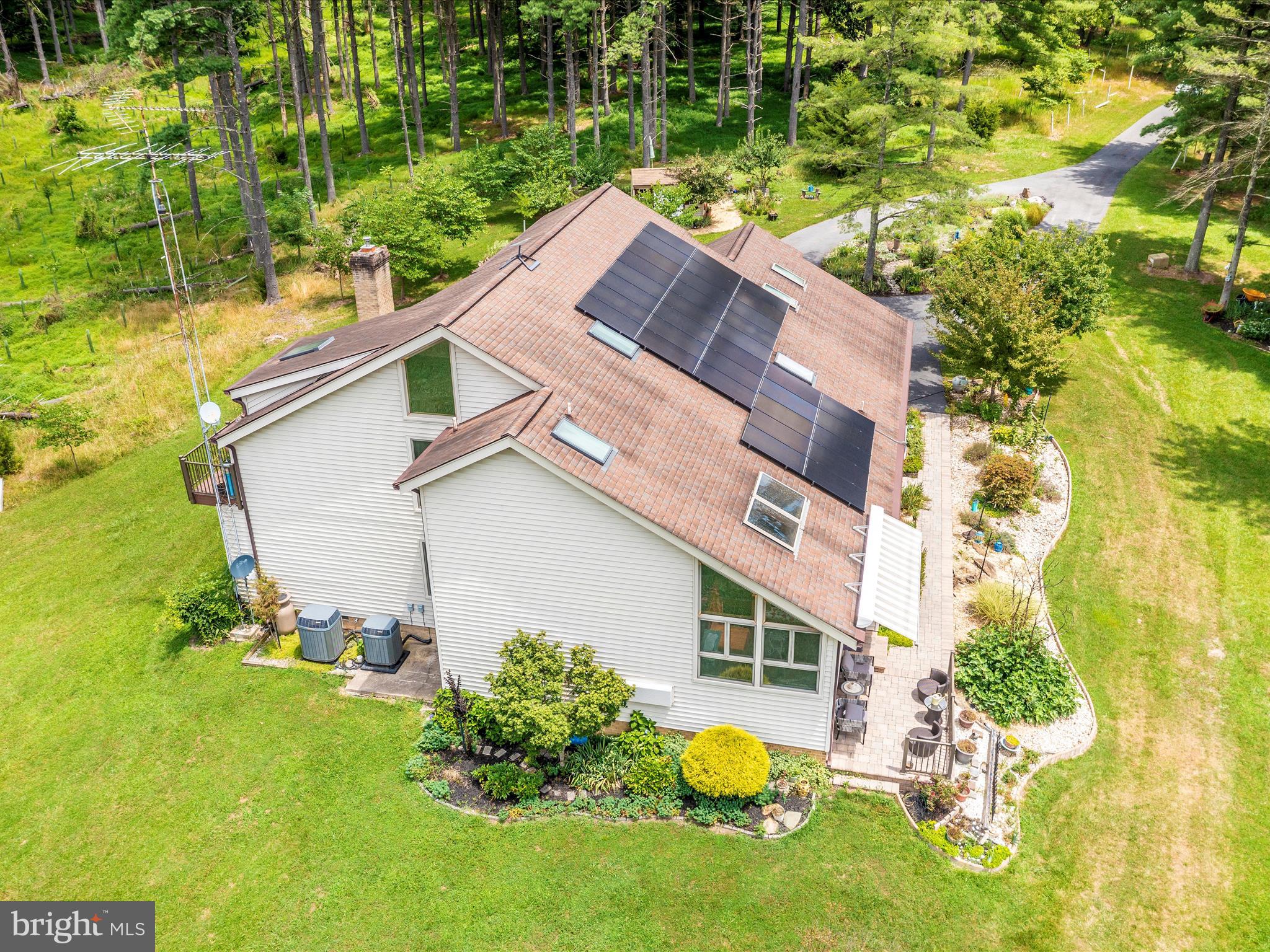 SCOUTS KNOLL - Residential