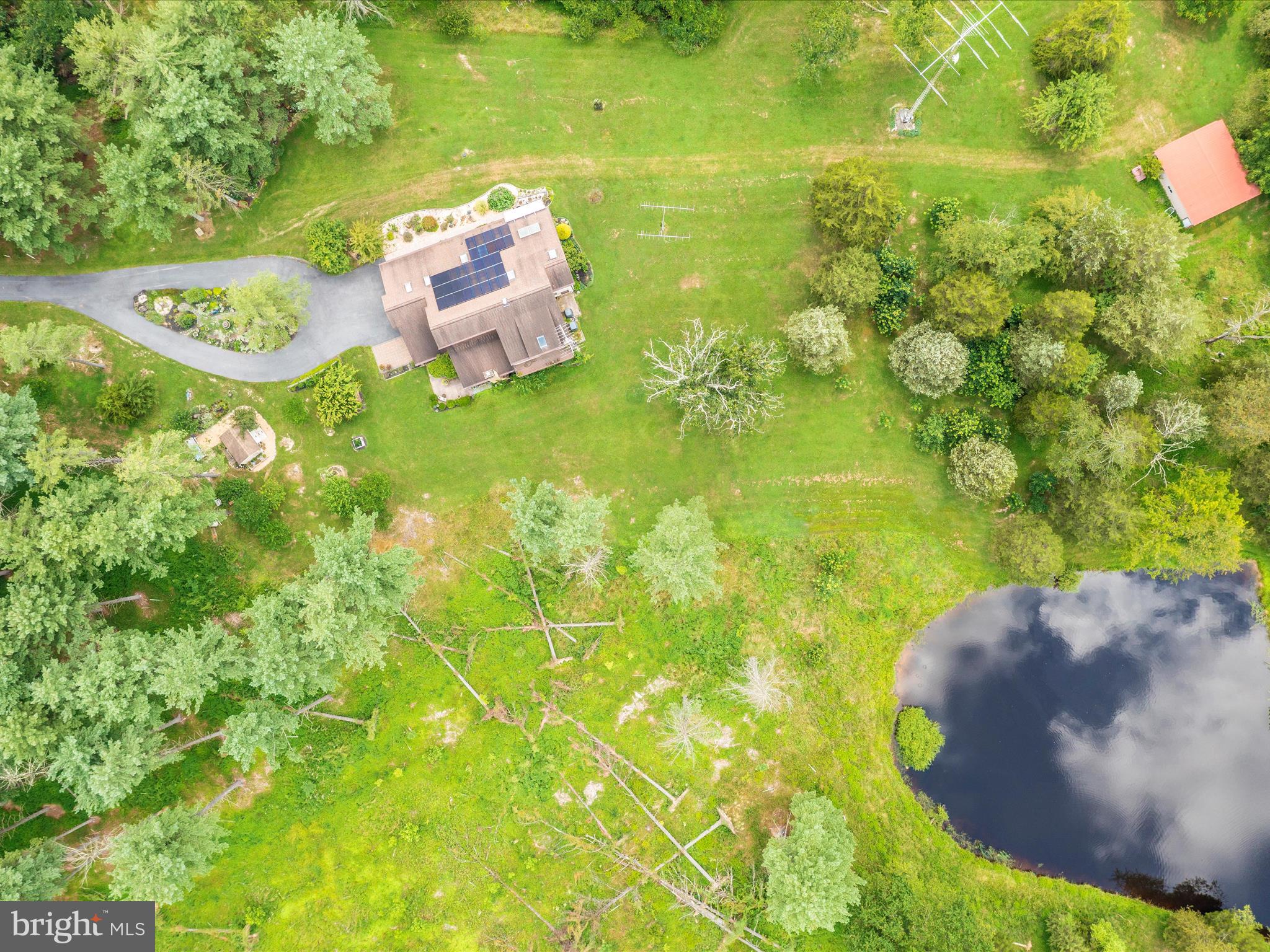 SCOUTS KNOLL - Residential