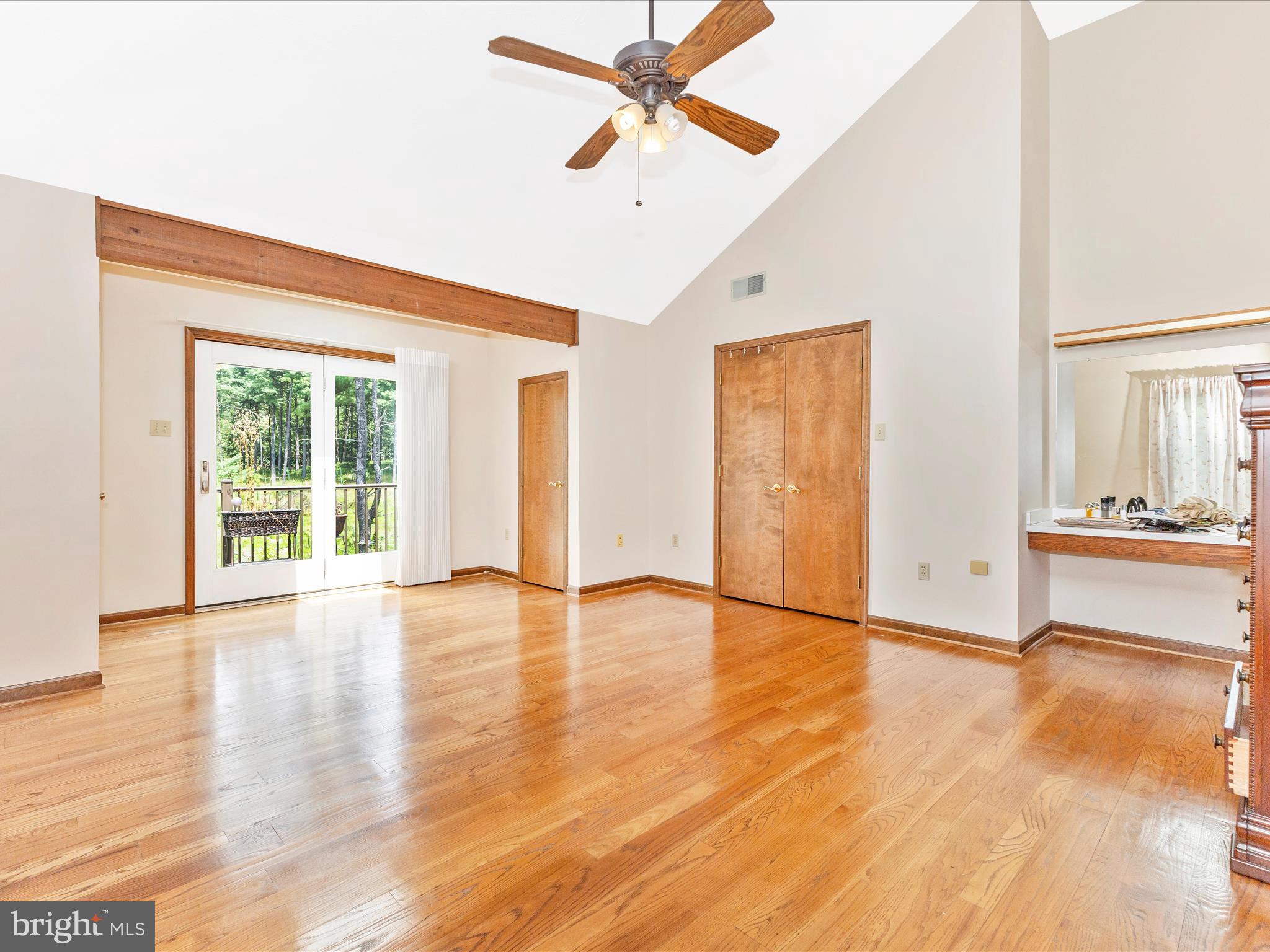 SCOUTS KNOLL - Residential