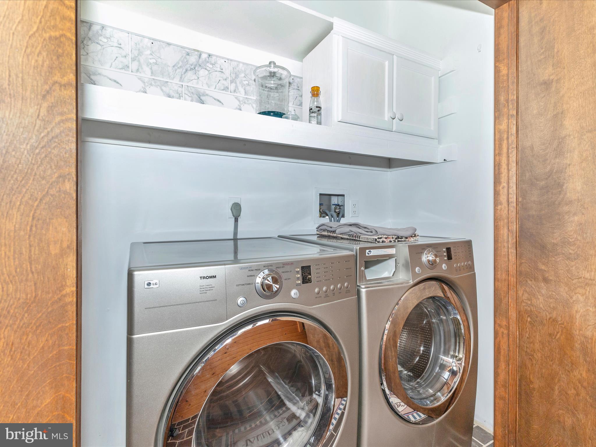 SCOUTS KNOLL - Residential