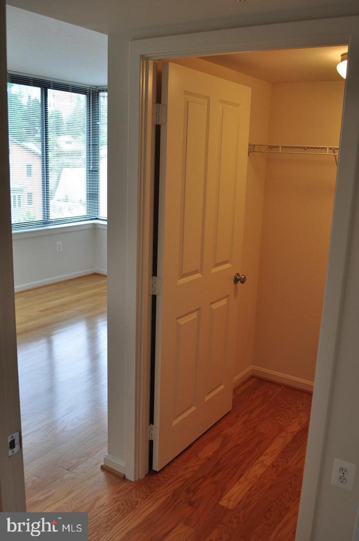 2220 FAIRFAX DRIVE 503