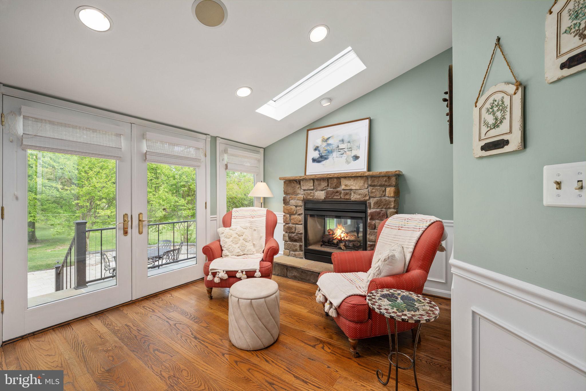EVERGREEN FARM - Residential