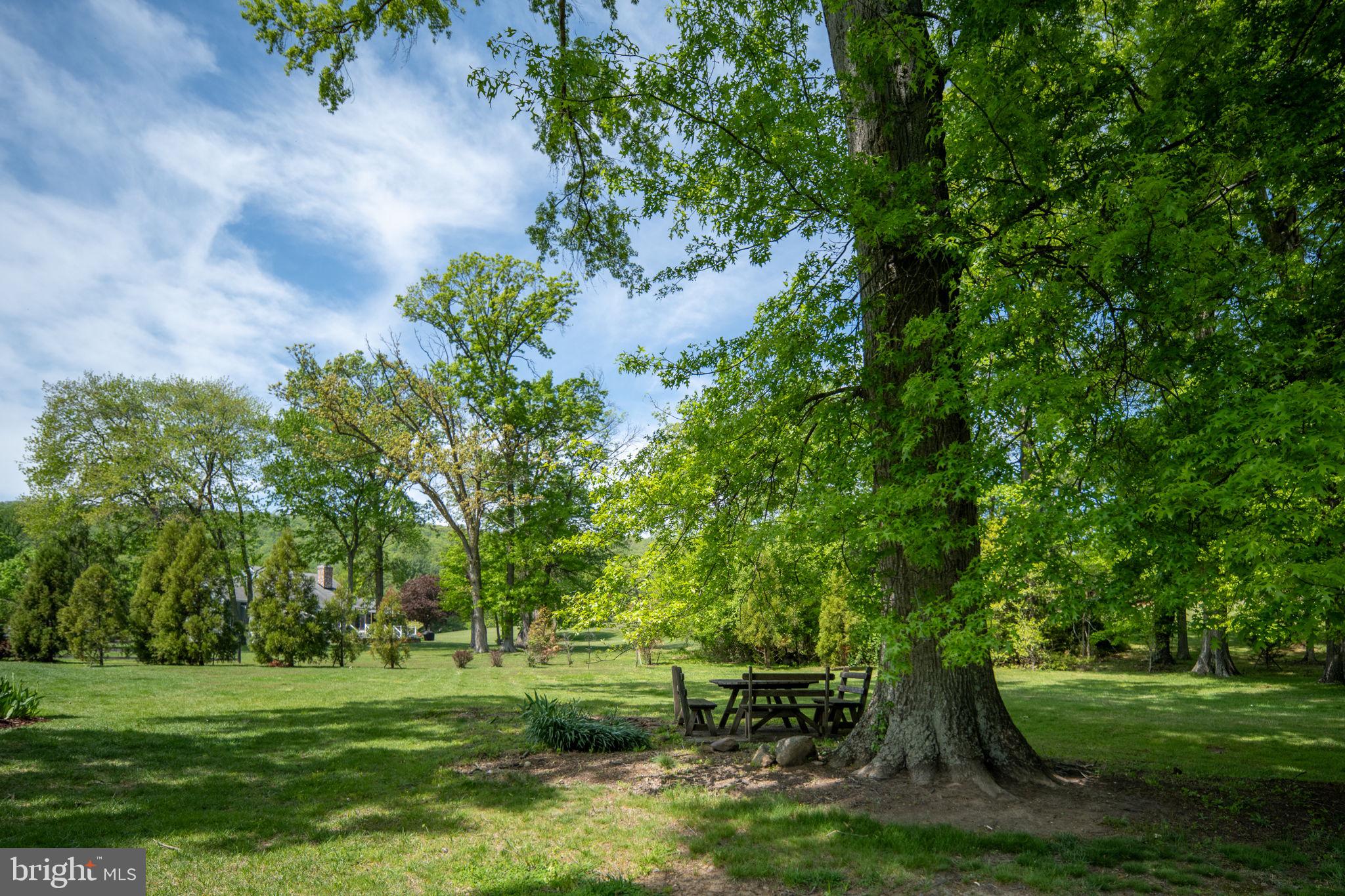 EVERGREEN FARM - Residential