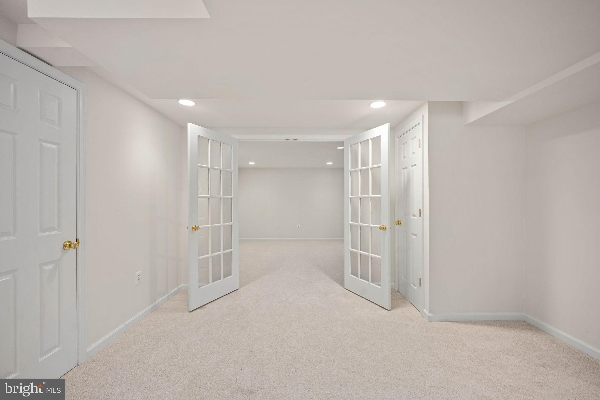 EVERGREEN FARM - Residential